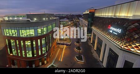 Cineworld, Time Square, Neuentwicklung, Shopping-Unterhaltung, Warrington Stadtzentrum, Cheshire, Nordwesten, England, Großbritannien Stockfoto