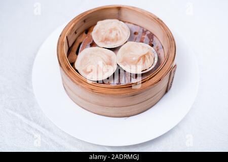 Heiß gegart Knödel, chinesischen Brötchen, Schweinefleisch bun Stockfoto