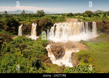 Äthiopien, Amhara-region, Bahir Dar, Tissisat, Tis Isat Blue Nile River Falls fliessen am Ende der Regenzeit Stockfoto