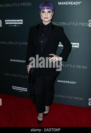 West Hollywood, Vereinigte Staaten. 04 Dez, 2019. WEST HOLLYWOOD, LOS ANGELES, Kalifornien, USA - Dezember 04: Sänger Kelly Osbourne kommt an der Los Angeles Special Screening von Momentum Pictures' "A Million Little Pieces" an der London Hotel West Hollywood Beverly Hills statt am 4. Dezember 2019 in West Hollywood, Los Angeles, Kalifornien, Vereinigte Staaten. (Foto von Xavier Collin/Image Press Agency) Quelle: Bild Presse Agentur/Alamy leben Nachrichten Stockfoto