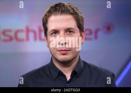 Köln, Deutschland. 06 Mär, 2019. Kevin Kuhnert auf die ARD-Talkshow "aischberger" im WDR-Studio BS 3. Köln, 06.03.2019 | Verwendung der weltweiten Kredit: dpa/Alamy leben Nachrichten Stockfoto