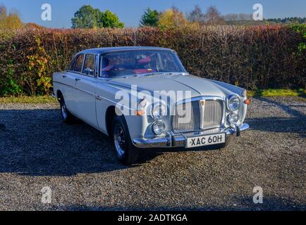 1970 Rover P5B Coupé, klassischer britischer Luxuswagen mit V8-Motor Stockfoto