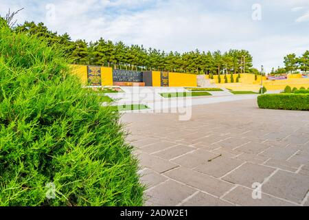 Duschanbe Victory Park Pobedy malerischen Atemberaubenden Blick des Großen Vaterländischen Krieges Sowjetische Ehrenmal auf einen Sonnenuntergang blauer Himmel Tag Stockfoto