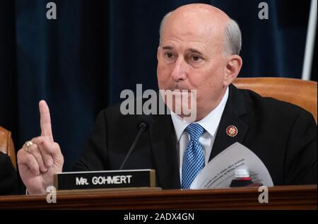 Washington, District of Columbia, USA. 4. Dez, 2019. United States Vertreter Louie Gohmert (Vertreter von Texas) Fragen Zeugen während eines US-Justiz Ausschuss Anhörung zum Amtsenthebungsverfahren gegen US-Präsident Donald Trump auf dem Capitol Hill in Washington, DC, 4. Dezember 2019 Credit: Saul Loeb/CNP/ZUMA Draht/Alamy leben Nachrichten Stockfoto