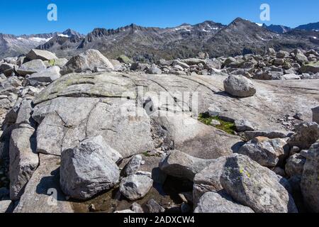 Felsen, Geologie des Berges in der Nähe von Lake Einzigem, Windbachtal. Krimmler Achental. Österreichischen Alpen. Europa. Stockfoto