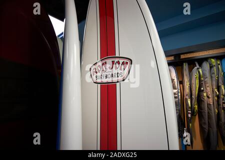 Benutzerdefinierte Surfbrett in Ron Jon Surf Shop, Daytona Beach, Florida USA Stockfoto