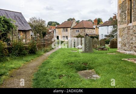 Pensford, historischen Dorf in Somerset, St Thomas à Becket Kirche mit Friedhof, Publow, England, UK. Stockfoto