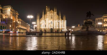 Mailand, Italien: Nacht Blick auf den Mailänder Dom (Duomo di Milano), Galleria Vittorio Emanuele II und der Piazza del Duomo Stockfoto