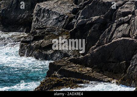 Felsen an der Küste von Hell Bay, Bryher, Isles of Scilly Stockfoto