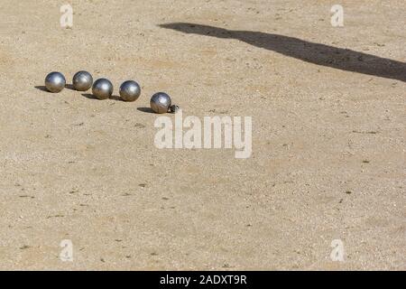 Boccia Kugeln auf dem Spiel, während dem Spiel gespielt wird Stockfoto