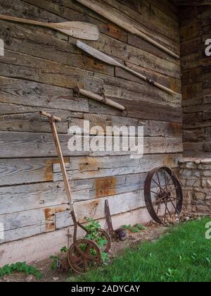 Ausstattung neben Jarvie store und Home, John jarvie Historisches Anwesen, Braun Park, Utah. Stockfoto