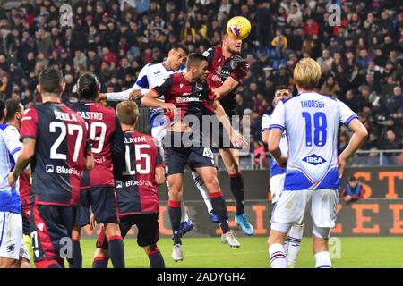 Cagliari, Italien. 5 Dez, 2019. Alberto cerri von Cagliari Cagliari calcioduring vs Sampdoria, Italienisch TIM Cup Meisterschaft in Cagliari, Italien, 05. Dezember 2019 - LPS/Luigi Canu Credit: Luigi Canu/LPS/ZUMA Draht/Alamy leben Nachrichten Stockfoto