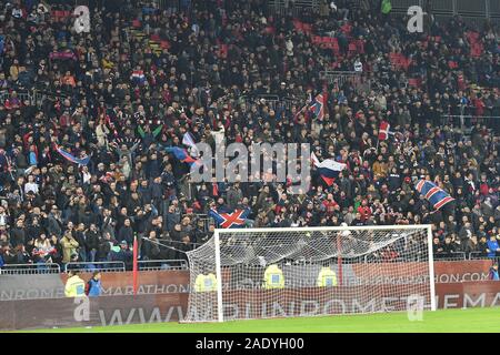 Cagliari, Italien. 5 Dez, 2019. Fans Cagliari Cagliari calcioduring vs Sampdoria, Italienisch TIM Cup Meisterschaft in Cagliari, Italien, 05. Dezember 2019 - LPS/Luigi Canu Credit: Luigi Canu/LPS/ZUMA Draht/Alamy leben Nachrichten Stockfoto