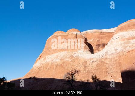 Utah/USA, USA - 8. Oktober 2019: Landschaft mit Felsformationen im Arches National Park Stockfoto