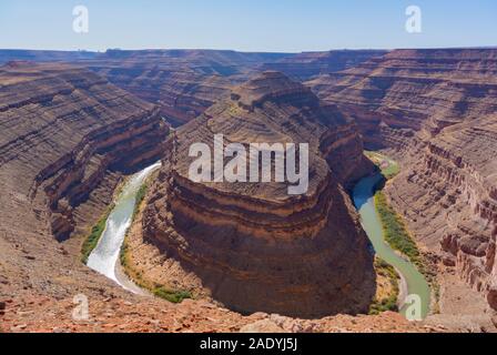 Utah, Vereinigte Staaten von Amerika/USA - Oktober 7 2019: eine Landschaft mit Fluss San Juan in Goosenecks State Park Stockfoto