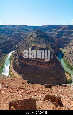 Utah, Vereinigte Staaten von Amerika/USA - Oktober 7 2019: eine Landschaft mit Fluss San Juan in Goosenecks State Park Stockfoto