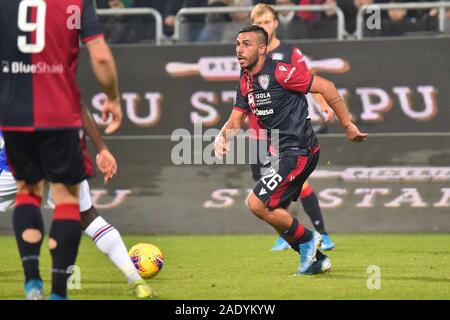 Cagliari, Italien. 05 Dez, 2019. Daniele ragatzu von Cagliari Calcio während Cagliari vs Sampdoria, Italienisch TIM Cup Meisterschaft in Cagliari, Italien, 05. Dezember 2019 Quelle: Unabhängige Fotoagentur/Alamy leben Nachrichten Stockfoto