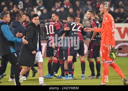 Cagliari, Italien. 05 Dez, 2019. charalampos lykogiannis von Cagliari Calcio während Cagliari vs Sampdoria, Italienisch TIM Cup Meisterschaft in Cagliari, Italien, 05. Dezember 2019 Quelle: Unabhängige Fotoagentur/Alamy leben Nachrichten Stockfoto