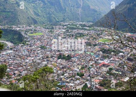Blick auf die Stadt Baños de Agua Santa, Ecuador Stockfoto