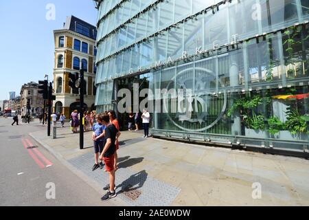 Die pulsierende Borough Market in London, England. Stockfoto