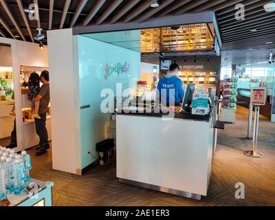 Wolkenkratzer Taipeh 101 Gebäude auf 89 F Indoor observatory Deck bietet einen unverbauten Blick auf die Stadt in alle Richtungen. Ein Wahrzeichen supertall skyscrape Stockfoto