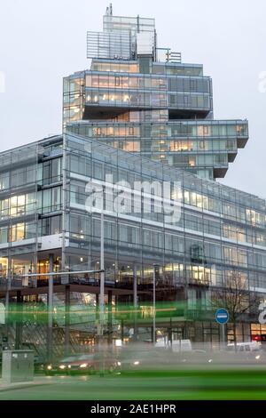 Hannover, Deutschland. 06 Dez, 2019. Der Hauptsitz der Norddeutschen Landesbank (NordLB). Nach Monaten des Wartens auf eine dringend benötigte Finanzspritze, die schwankende Norddeutsche Landesbank hat die Genehmigung aus Brüssel erhalten. Credit: Sina Schuldt/dpa/Alamy leben Nachrichten Stockfoto