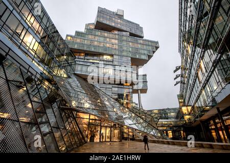 Hannover, Deutschland. 06 Dez, 2019. Der Hauptsitz der Norddeutschen Landesbank (NordLB). Nach Monaten des Wartens auf eine dringend benötigte Finanzspritze, die schwankende Norddeutsche Landesbank hat die Genehmigung aus Brüssel erhalten. Credit: Sina Schuldt/dpa/Alamy leben Nachrichten Stockfoto
