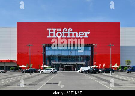Möbel Höffner, Sachsendamm, Schöneberg, Berlin, Deutschland Stockfoto