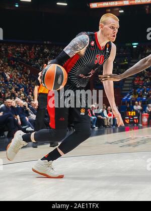 Mailand, Italien. 5 Dez, 2019. Aaron weiß von ax Armani Olimpia Milano milanoduring AX Armani Exchange vs Crvena Zvezda Mts Belgrado, Basketball Euroleague Europameisterschaft in Mailand, Italien, 05. Dezember 2019 - LPS/Savino Paolella Credit: Savino Paolella/LPS/ZUMA Draht/Alamy leben Nachrichten Stockfoto