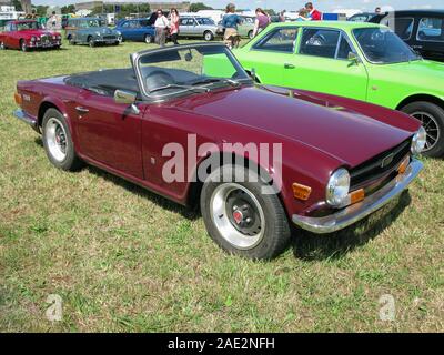 Triumph TR6, klassische britische Sportwagen aus den 70er Jahren Stockfoto