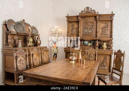 Antike Küche Interieur im traditionellen belgischen Stil. Stockfoto