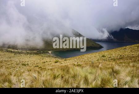 Blick von der schönen Lagunas de Mojanda aus dem Fuya Fuya Trail, Otavalo, Ecuado Stockfoto