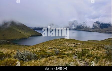 Blick von der schönen Lagunas de Mojanda aus dem Fuya Fuya Trail, Otavalo, Ecuado Stockfoto