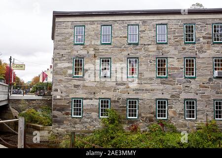 Woodstock, Vermont - 30. September 2019: Mit Blick auf Teagles Landung in der historischen New England Stadt Woodstock. Stockfoto