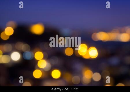 Verschwommen bokeh City Lights, abstrakte Nacht Szene. Hochauflösende full frame Hintergrund. Stockfoto