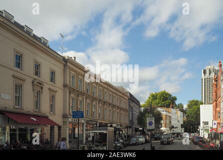 LONDON, GROSSBRITANNIEN - ca. September 2019: Montpellier Straße Stockfoto