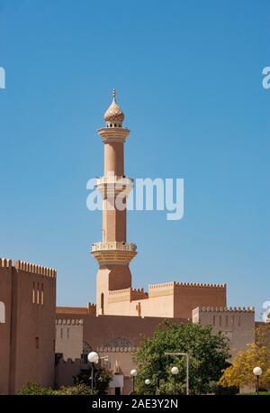 Minarett, Qahu der Moschee, Nizwa, Ad-Dakhiliyah, Oman Stockfoto