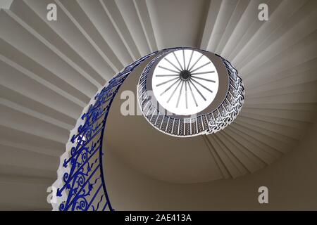 Greenwich London. Vereinigtes Königreich. 1. Juni 2019. Der tulip Treppe im Queens House in Greenwich. Stockfoto