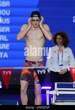 Glasgow, UK. 06 Dez, 2019. Lukas Greenbank (GBR) konkurriert in Männer 100 m Ruecken Final bei Tag 3 Der LEN Europäischen kurzen Kurs Schwimmen Meisterschaften 2019 in Tollcross International Swimming Center am Freitag, den 06. Dezember 2019. GLASGOW SCHOTTLAND. Credit: Taka Wu/Alamy leben Nachrichten Stockfoto