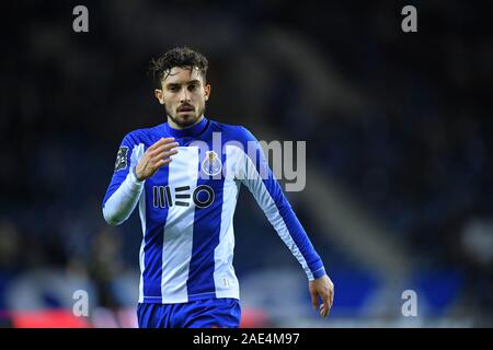 Porto, Portugal. 06 Dez, 2019. 2. Dezember 2019; Dragao Stadion, Porto, Portugal; Portugiesische Meisterschaft Fußball, FC Porto gegen Pacos de Ferreira; Alex Telles des FC Porto - Redaktionelle Verwendung Credit: Aktion Plus Sport Bilder/Alamy leben Nachrichten Stockfoto