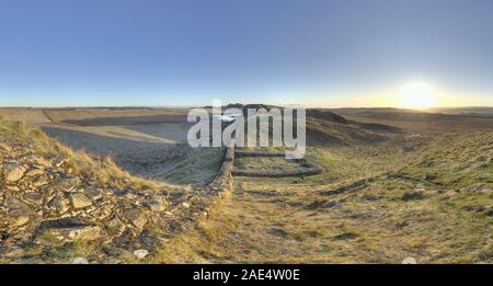 Ein frostiger Morgen am Hadrian's Wall, Northumberland, Großbritannien Stockfoto