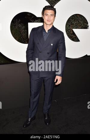 WEST Hollywood, CA - 05 Dezember: Charles Melton besucht die 2019 GQ Männer des Jahres Feier am West Hollywood EDITION auf 05 Dezember, 2019 in West Hollywood, Kalifornien. Stockfoto