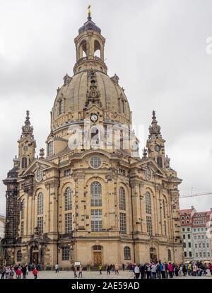 Rekonstruierte Dresdner Frauenkirche Evangelisch-lutherische Liebfrauenkirche Altstadt Dresden Sachsen Deutschland. Stockfoto