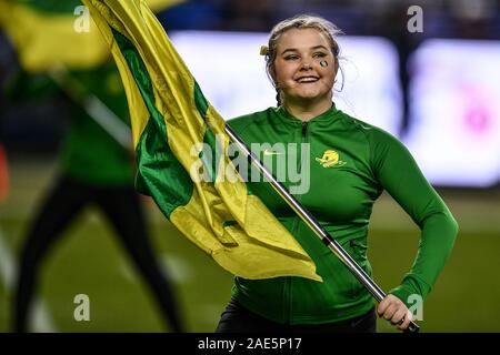 Santa Clara, Kalifornien, USA. 06 Dez, 2019. Oregon Enten nehmen Sie das Feld vor der Pac-12 Fußball-Spiel zwischen den Utah Utes und die Oregon Ducks At Levi's Stadion in Santa Clara, Kalifornien. Chris Brown/CSM/Alamy leben Nachrichten Stockfoto