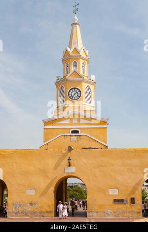 Die Puerta del Reloj, Torre del Reloj oder Boca del Puente (Clock Tower Denkmal) in Cartagena, Kolumbien. Stockfoto