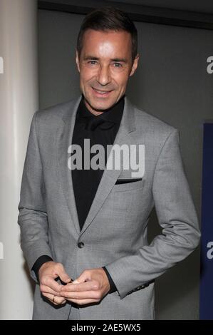München, Deutschland. 06 Dez, 2019. Der Moderator Kai Pflaume kommt zum Advent Dinner der Programmdirektor des Ersten Deutschen Fernsehens (ARD) in der 'Bayerischer Hof'. Credit: Ursula Düren/dpa/Alamy leben Nachrichten Stockfoto