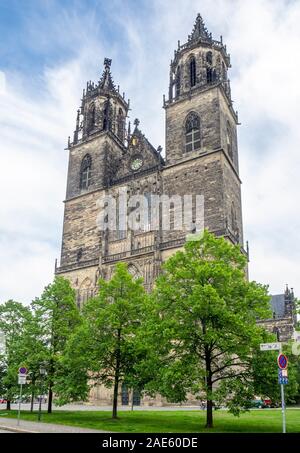 Gotischer Mittelalters-Dom im Magdeburger Dom in der Altstadt von Magdeburg in Sachsen-Anhalt Deutschland. Stockfoto