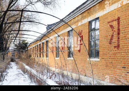 Hegang City, China-15 FEB 2018: verlassene Schule bauen in China Bereich Nord Stockfoto