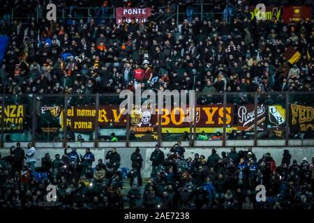 Mailand, Italien. 06 Dez, 2019. Fans als Roma während Inter vs Roma, italienische Fußball Serie A Männer Meisterschaft in Mailand, Italien, 06. Dezember 2019 Quelle: Unabhängige Fotoagentur/Alamy leben Nachrichten Stockfoto