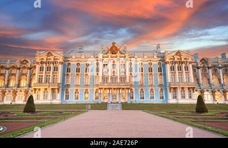 Zarskoje Selo (Puschkin), Sankt Petersburg, Russland. Der Katharinenpalast. Russische Residenz des Romanov-Zaren, erbaut für Kaiserin Elisabeth Stockfoto
